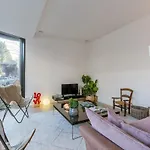 Huswell - Luxurious Near The City-centre Of *