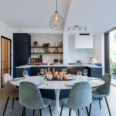 Huswell - Luxurious Near The City-centre Of