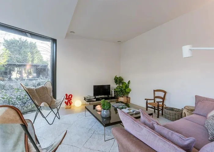 Huswell - Luxurious Near The City-centre Of *