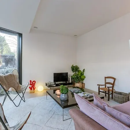 Huswell - Luxurious Near The City-centre Of *